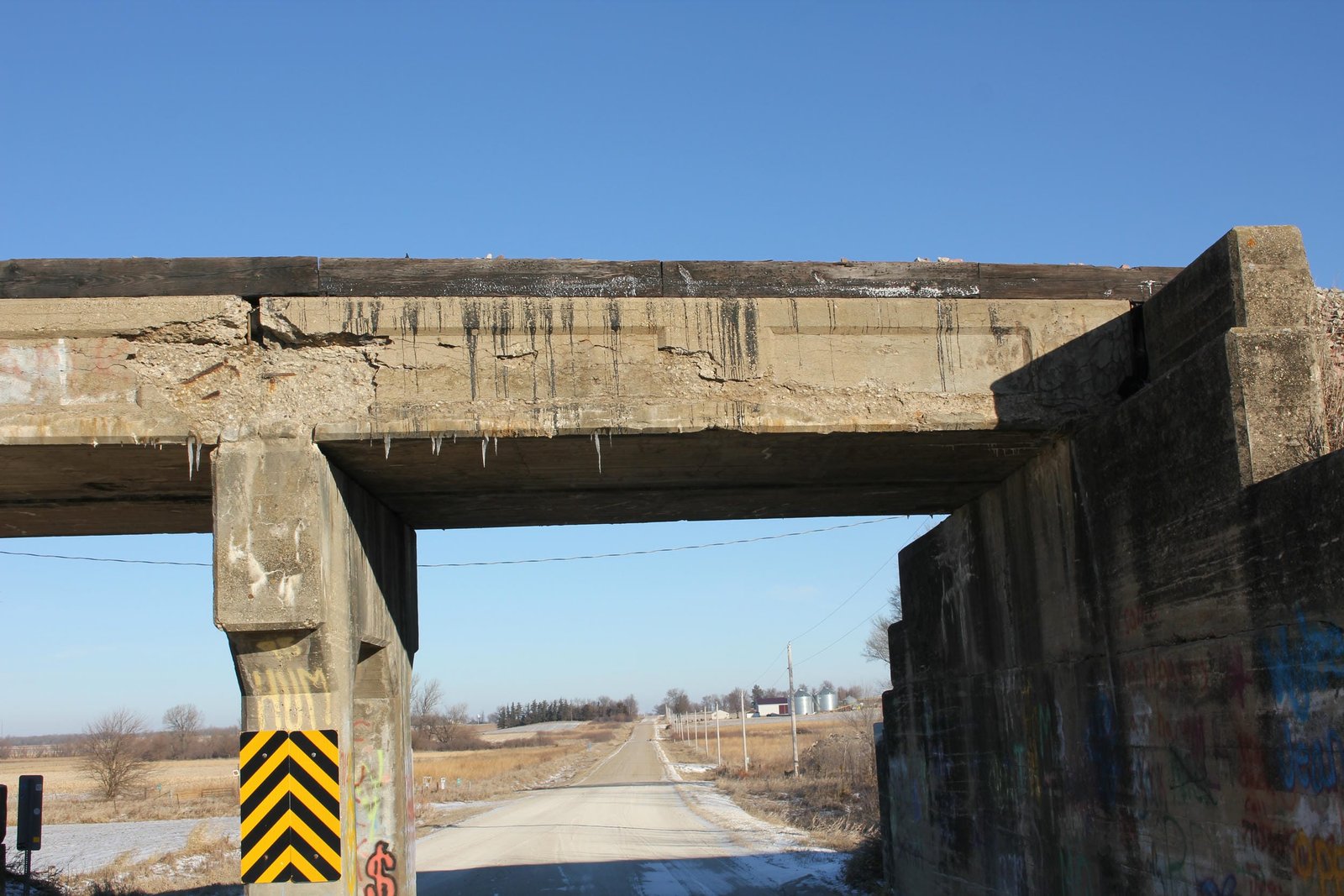 East span